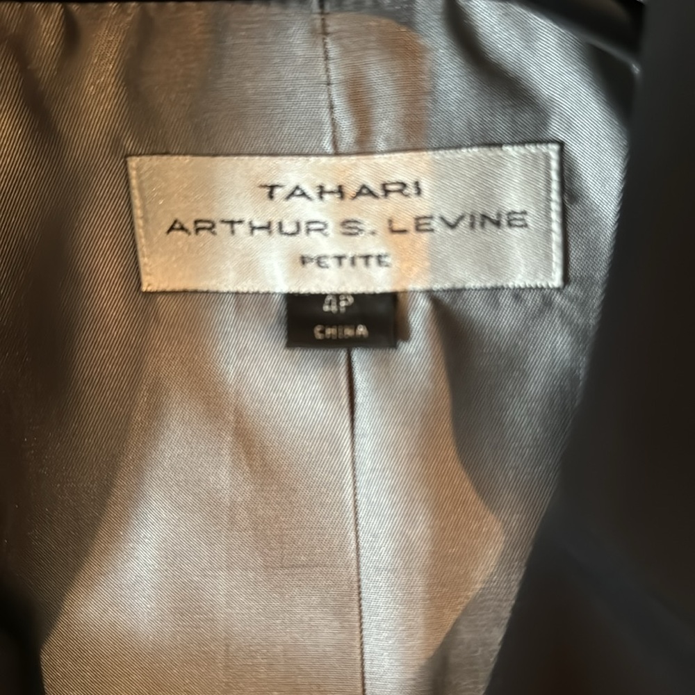 Tahari Black Blazer 4P - Picture 4 of 5